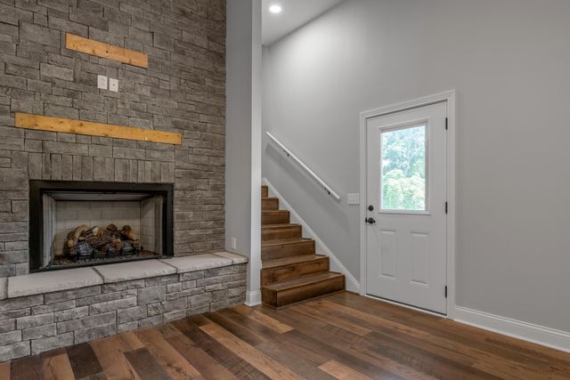875 Ridgeview Drive, Frankfort, KY 40601