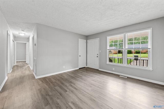 1706 Golf Club Lane NW, Huntsville, AL 35816
