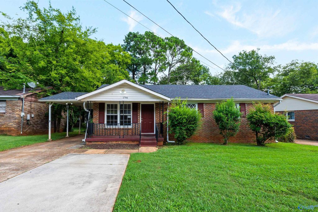 1706 Golf Club Lane NW, Huntsville, AL 35816