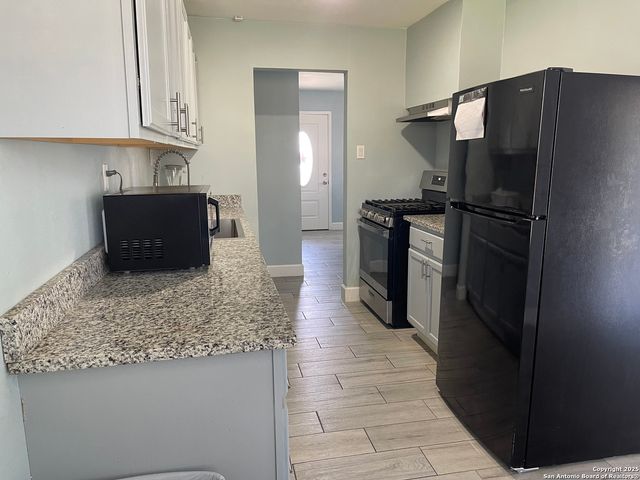 5043 Galahad, San Antonio, TX 78218