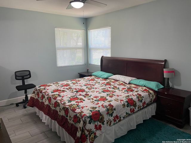 5043 Galahad, San Antonio, TX 78218