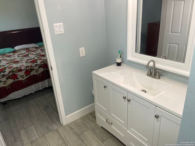 5043 Galahad, San Antonio, TX 78218