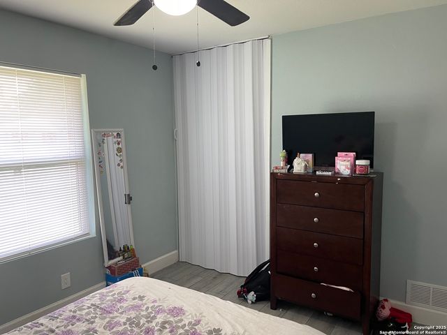5043 Galahad, San Antonio, TX 78218