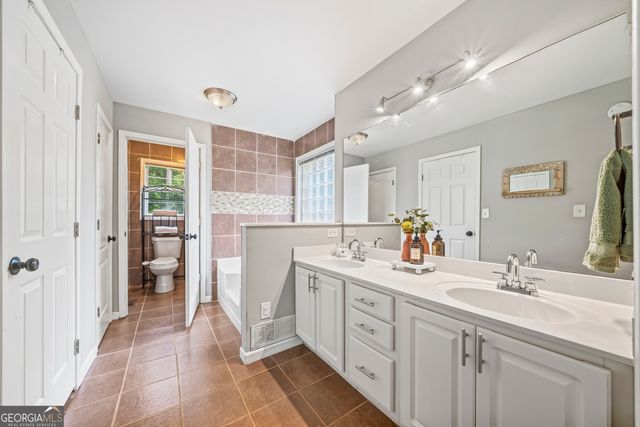 449 Walnut Creek Drive, Stockbridge, GA 30281