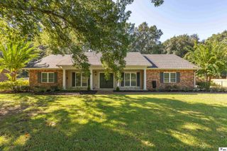 704 HUNDRED OAKS DRIVE, Ruston, LA 71270