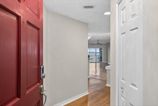 2099 E Winterbourne 306, Orange Park, FL 32073