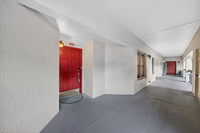2099 E Winterbourne 306, Orange Park, FL 32073