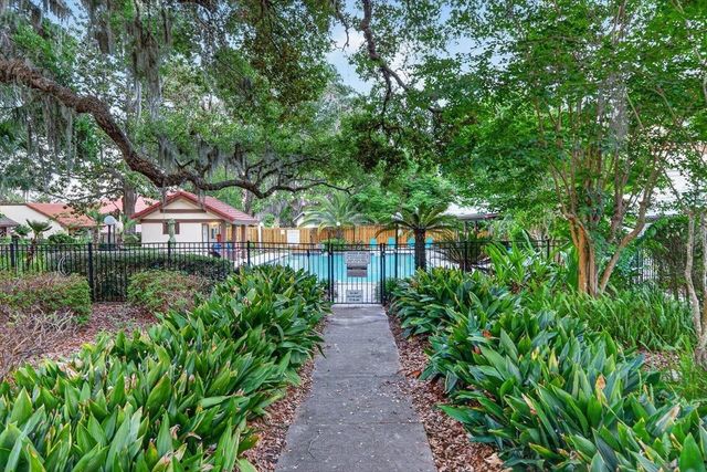 2099 E Winterbourne 306, Orange Park, FL 32073