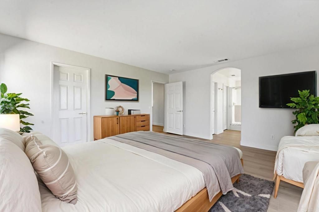 Image 26 of property listing at 484 Vista San Lucas, San Diego, CA 92154