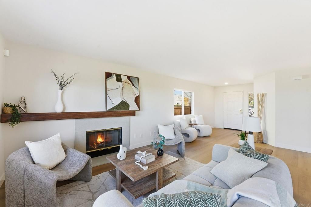 Image 3 of property listing at 484 Vista San Lucas, San Diego, CA 92154