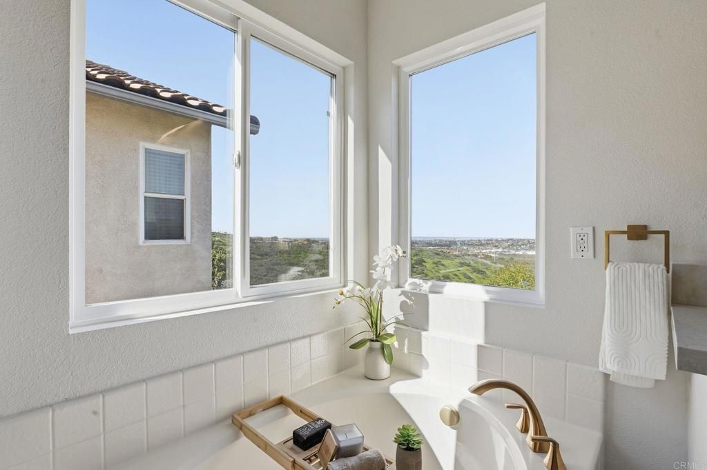 Image 32 of property listing at 484 Vista San Lucas, San Diego, CA 92154