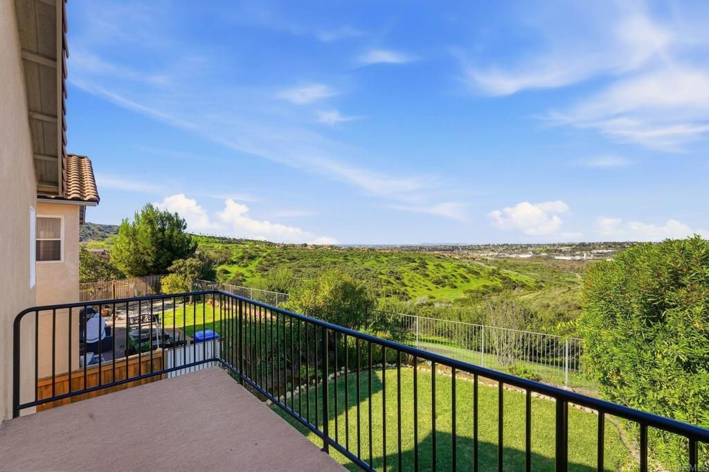 Image 43 of property listing at 484 Vista San Lucas, San Diego, CA 92154