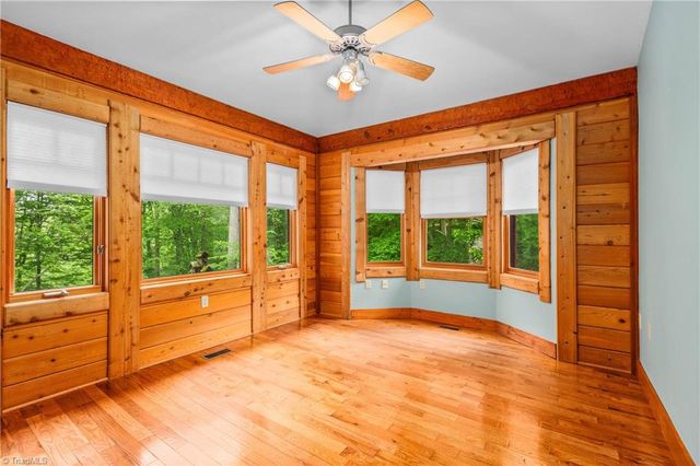 1160 River Bluff Trail, Tobaccoville, NC 27050