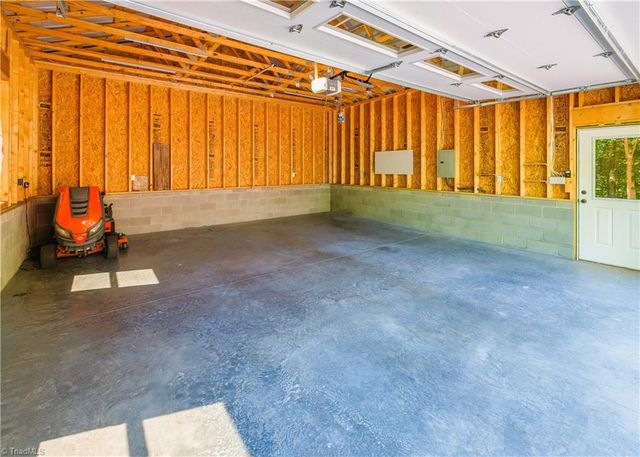 1160 River Bluff Trail, Tobaccoville, NC 27050