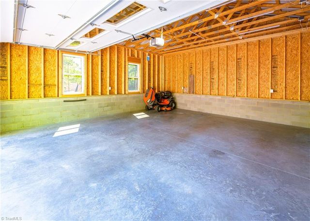 1160 River Bluff Trail, Tobaccoville, NC 27050