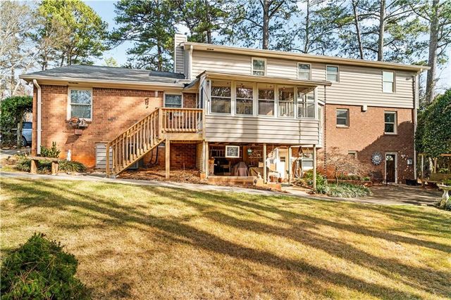 3011 Castleton Way, Marietta, GA 30062