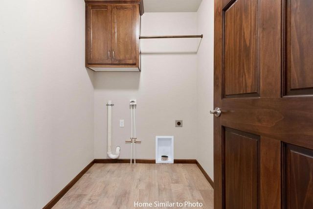 1716 BETTY JEAN LANE, Green Bay, WI 54313