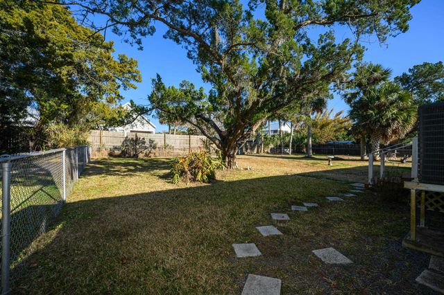 468 Arricola Ave, St Augustine, FL 32080