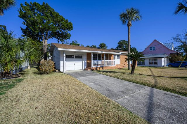 468 Arricola Ave, St Augustine, FL 32080