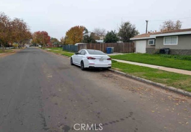 2227 W Dayton Avenue, Fresno, CA 93705