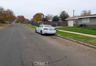 2227 W Dayton Avenue, Fresno, CA 93705