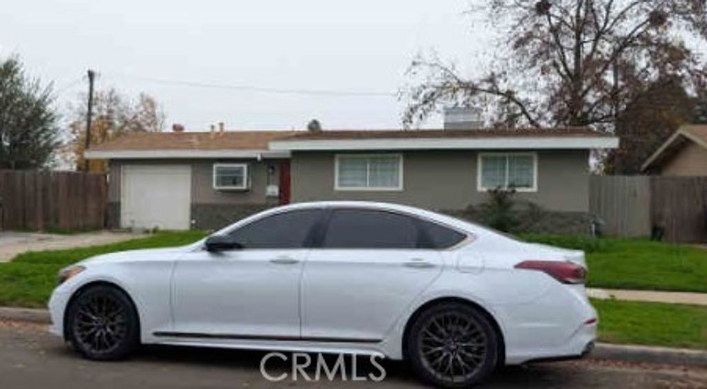 2227 W Dayton Avenue, Fresno, CA 93705