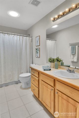 11024 Meridian Place W, Everett, WA 98204