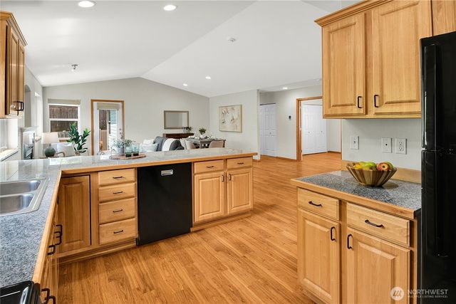 11024 Meridian Place W, Everett, WA 98204