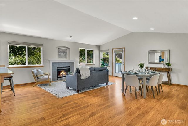 11024 Meridian Place W, Everett, WA 98204