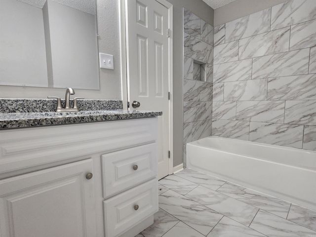 1233 Mimosa Street, Malvern, AR 72104