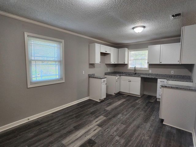 1233 Mimosa Street, Malvern, AR 72104
