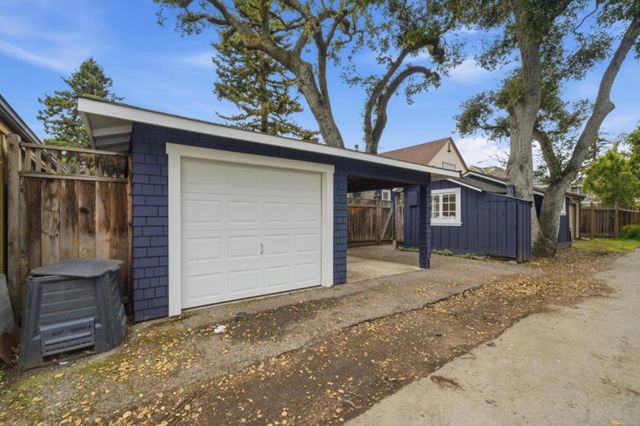 1085 Emerson Street, Palo Alto, CA 94301