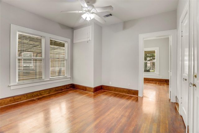 5221 Mulford Street, Houston, TX 77023