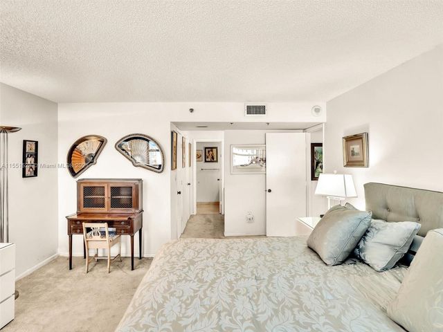 1201 S Ocean Dr 1112N, Hollywood, FL 33019