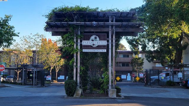1321 Webster St D119, Alameda, CA 94501