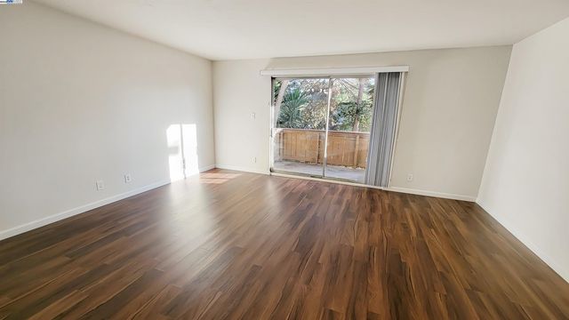 1321 Webster St D119, Alameda, CA 94501