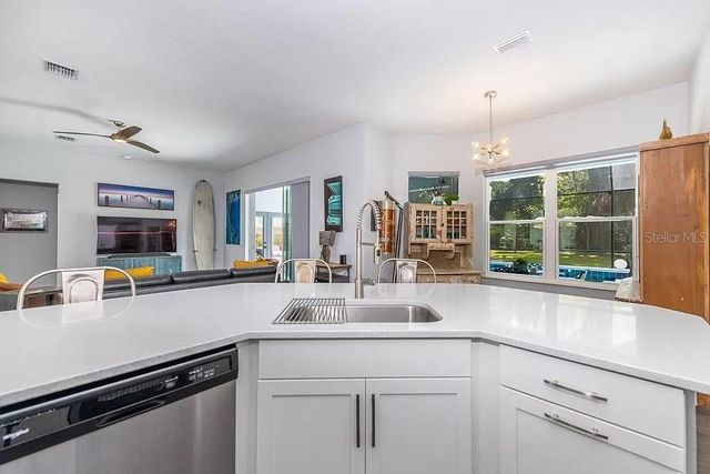 6 SAINT JOHNS AVENUE, Palm Coast, FL 32137