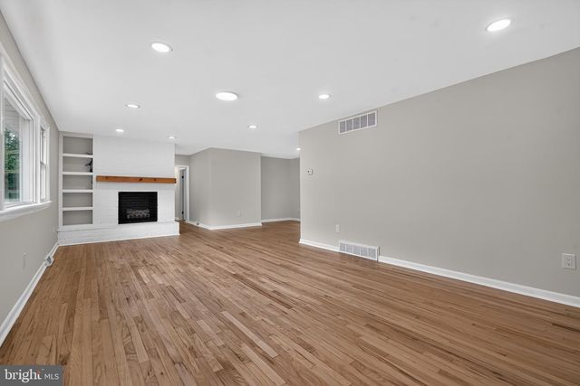 587 MAGNOLIA RD, Pemberton, NJ 08068