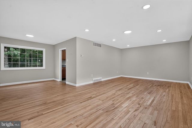587 MAGNOLIA RD, Pemberton, NJ 08068