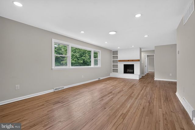 587 MAGNOLIA RD, Pemberton, NJ 08068