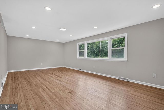 587 MAGNOLIA RD, Pemberton, NJ 08068