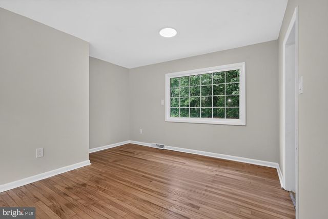 587 MAGNOLIA RD, Pemberton, NJ 08068