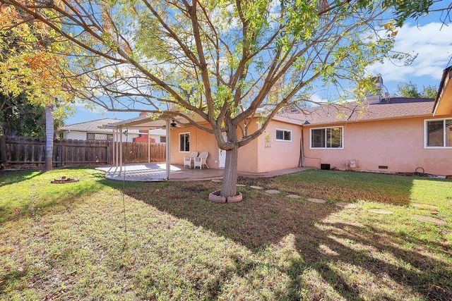 1423 Covillaud St, Marysville, CA 95901