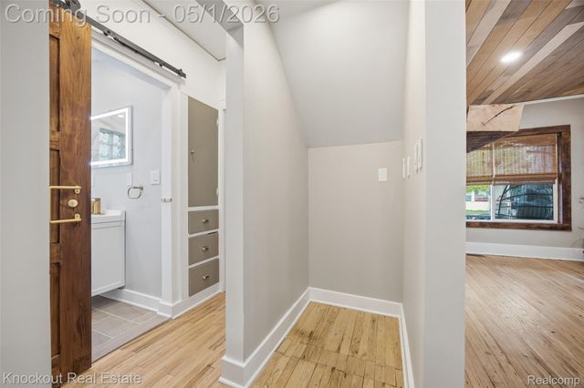 321 E Webster Street, Ferndale, MI 48220