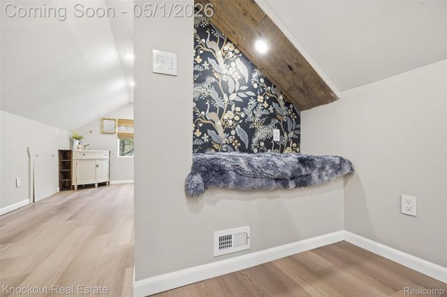 321 E Webster Street, Ferndale, MI 48220