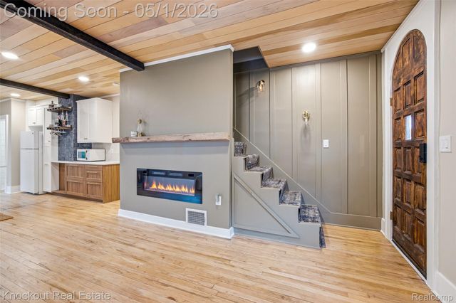321 E Webster Street, Ferndale, MI 48220
