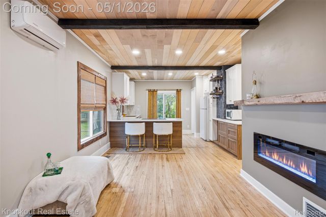 321 E Webster Street, Ferndale, MI 48220