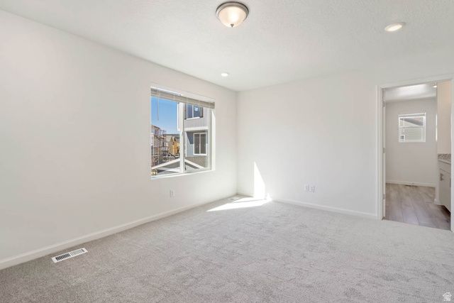 395 E HALLS CREEK RD, Saratoga Springs, UT 84045