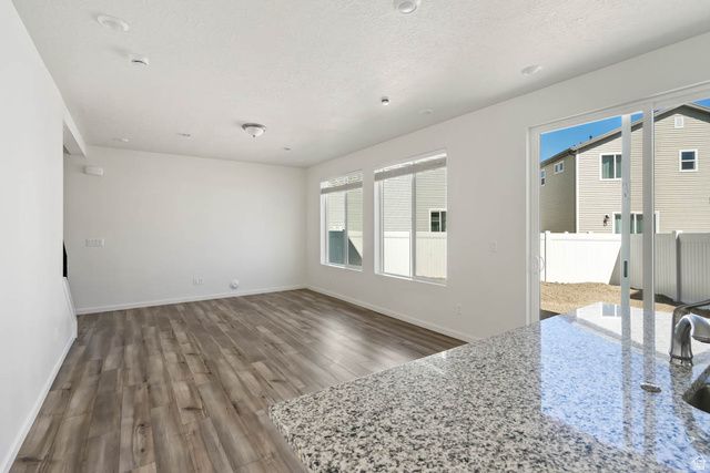 395 E HALLS CREEK RD, Saratoga Springs, UT 84045