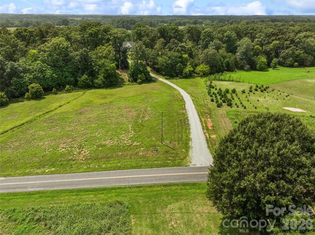 1421 Hamilton Crossroads Road, Marshville, NC 28103